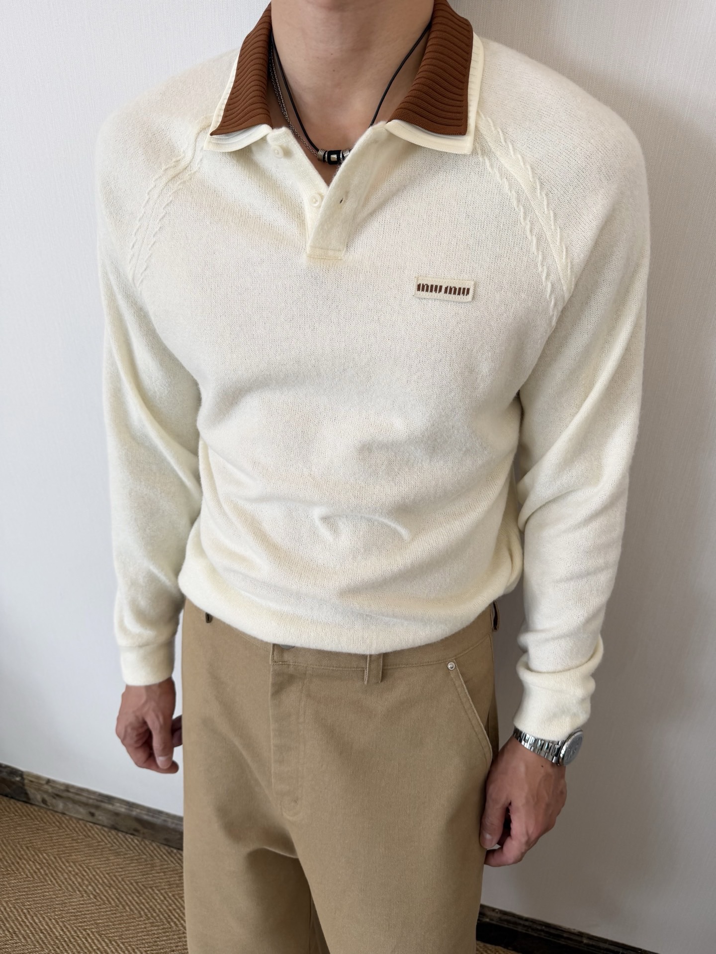 [홍콩명품,MIU MIU] 미우미우 26SS 로고 니트풀오버 MM070 HD, 홍콩명품의류,구매대행,온라인명품