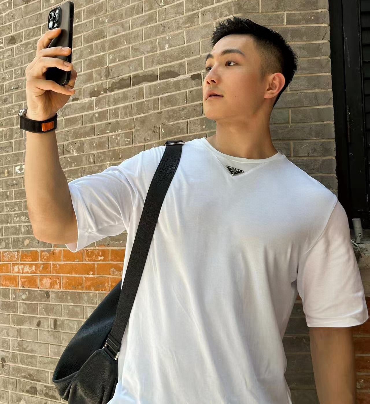 [홍콩명품.PRADA] 프라다 2026 남성용 반팔티 PD1733 PD 홍콩명품의류,구매대행,온라인명품