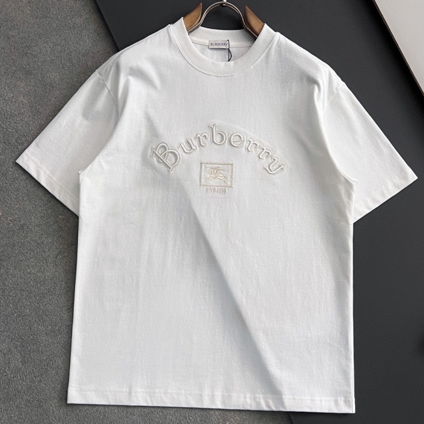 [홍콩명품.BURBERRY] 버버리 2026 남성용 반팔 BU1572 PD 홍콩명품의류,구매대행,온라인명품