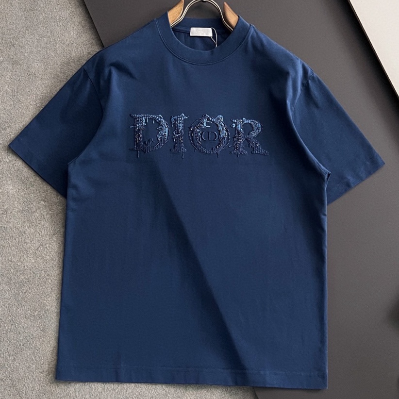 [홍콩명품.Christian Dior] 크리스챤 디올 2026 남성용 반팔티 CD1583 PD 홍콩명품의류,구매대행,온라인명품