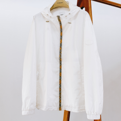 [홍콩명품.BURBERRY] 버버리 2026 남성용 바람막이 후드자켓 BU1581 PD 홍콩명품의류,구매대행,온라인명품