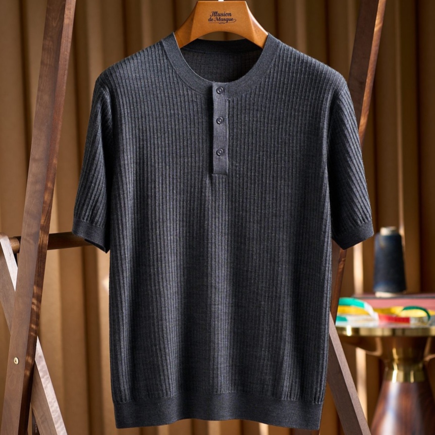 [홍콩명품.BRUNELLO CUCINELLI]브루넬로 쿠치넬리 2026 남성용 니트반팔 BL1429 YB 홍콩명품의류,구매대행,온라인명품