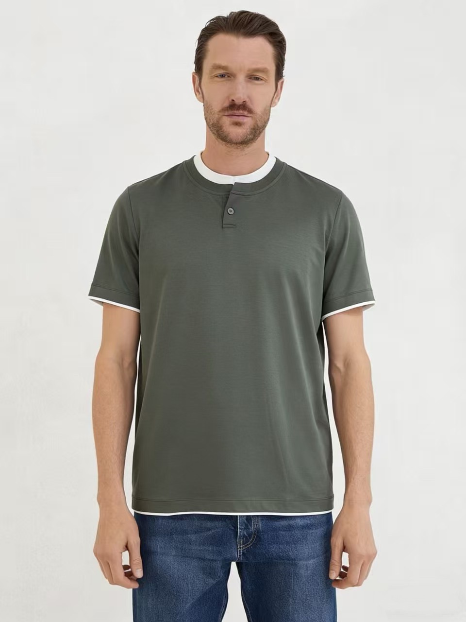 [홍콩명품.BRUNELLO CUCINELLI]브루넬로 쿠치넬리 2026 남성용 반팔 BL1435 HD 홍콩명품의류,구매대행,온라인명품