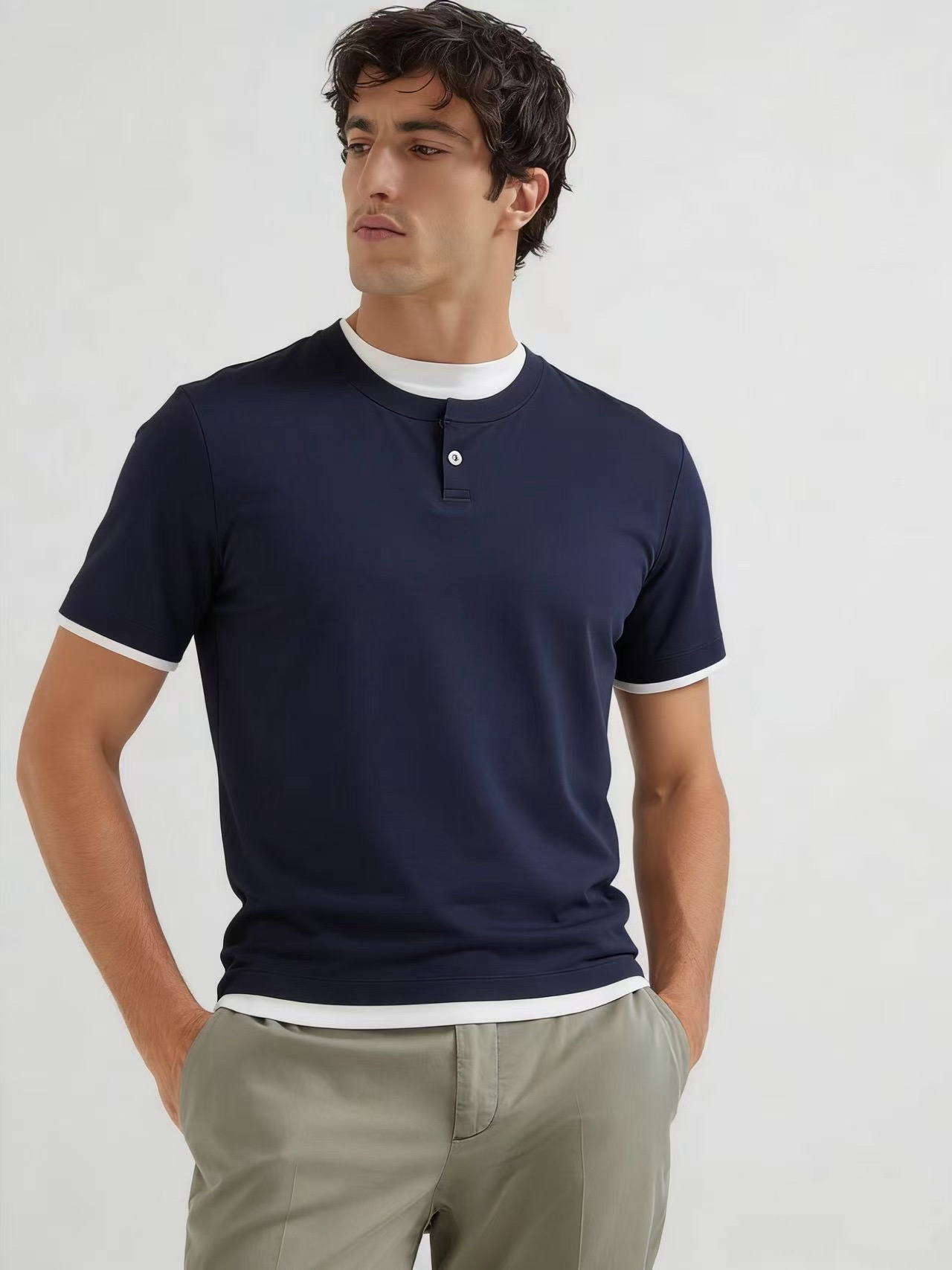 [홍콩명품.BRUNELLO CUCINELLI]브루넬로 쿠치넬리 2026 남성용 반팔 BL1437 HD 홍콩명품의류,구매대행,온라인명품