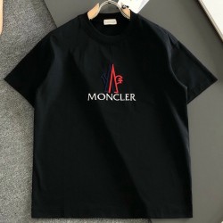 [홍콩명품.MONCLER] 몽클레어 2026 남성용 반팔티 MQ1678 PD 홍콩명품의류,구매대행,온라인명품