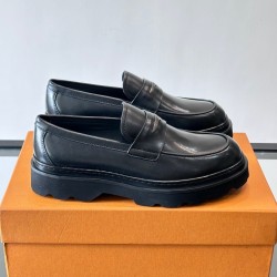 [홍콩명품.TODS] 토즈 2026 남성용 스니커즈 TD058 SH-E 홍콩명품의류,구매대행,온라인명품