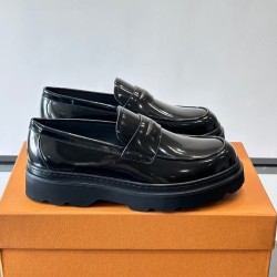 [홍콩명품.TODS] 토즈 2026 남성용 스니커즈 TD061 SH-E 홍콩명품의류,구매대행,온라인명품