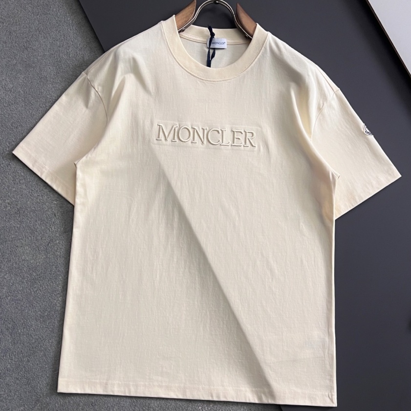 [홍콩명품.MONCLER] 몽클레어 2026 남성용 반팔티 MQ1704 PD 홍콩명품의류,구매대행,온라인명품