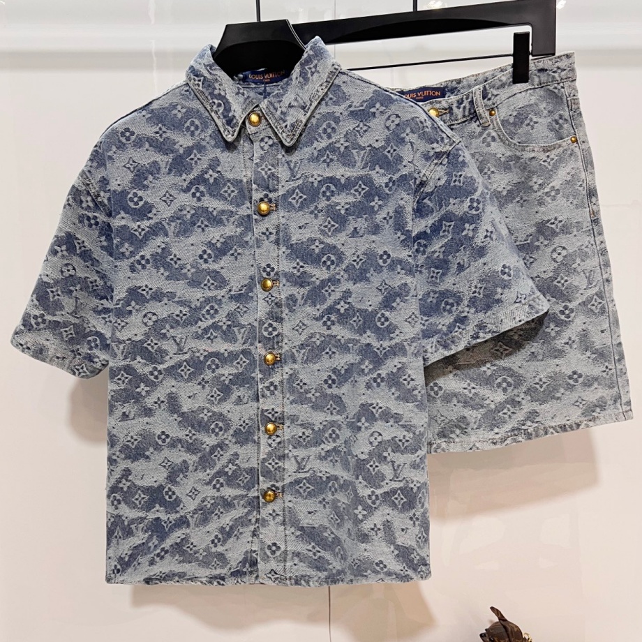 [홍콩명품.LOUIS VUITTON] 루이비통 2026 남성용 반팔셔츠세트 LV2748 PD 홍콩명품의류,구매대행,온라인명품