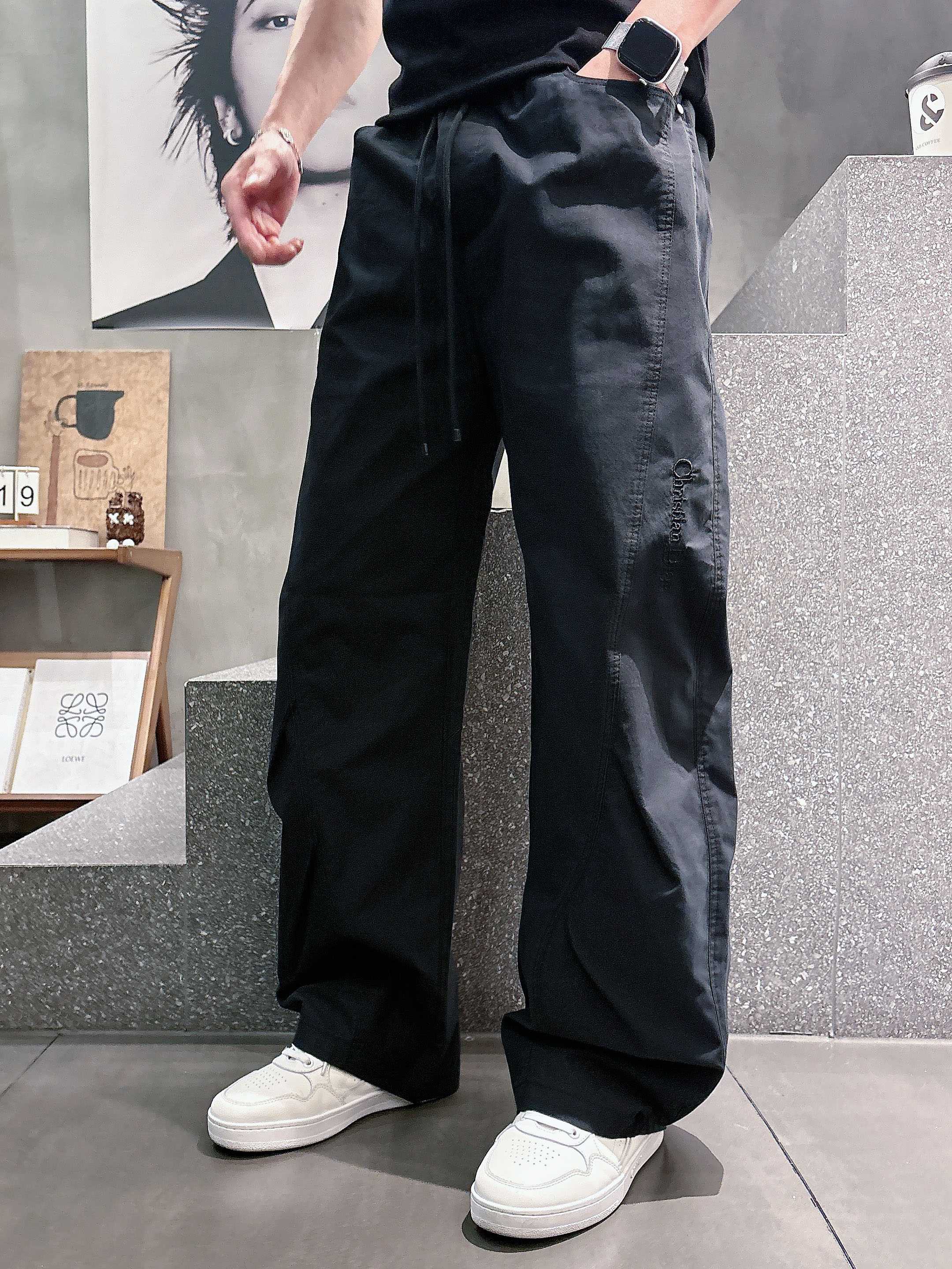 [홍콩명품.Christian Dior] 크리스챤 디올 2026 남성용 바지 CD1646 PD 홍콩명품의류,구매대행,온라인명품