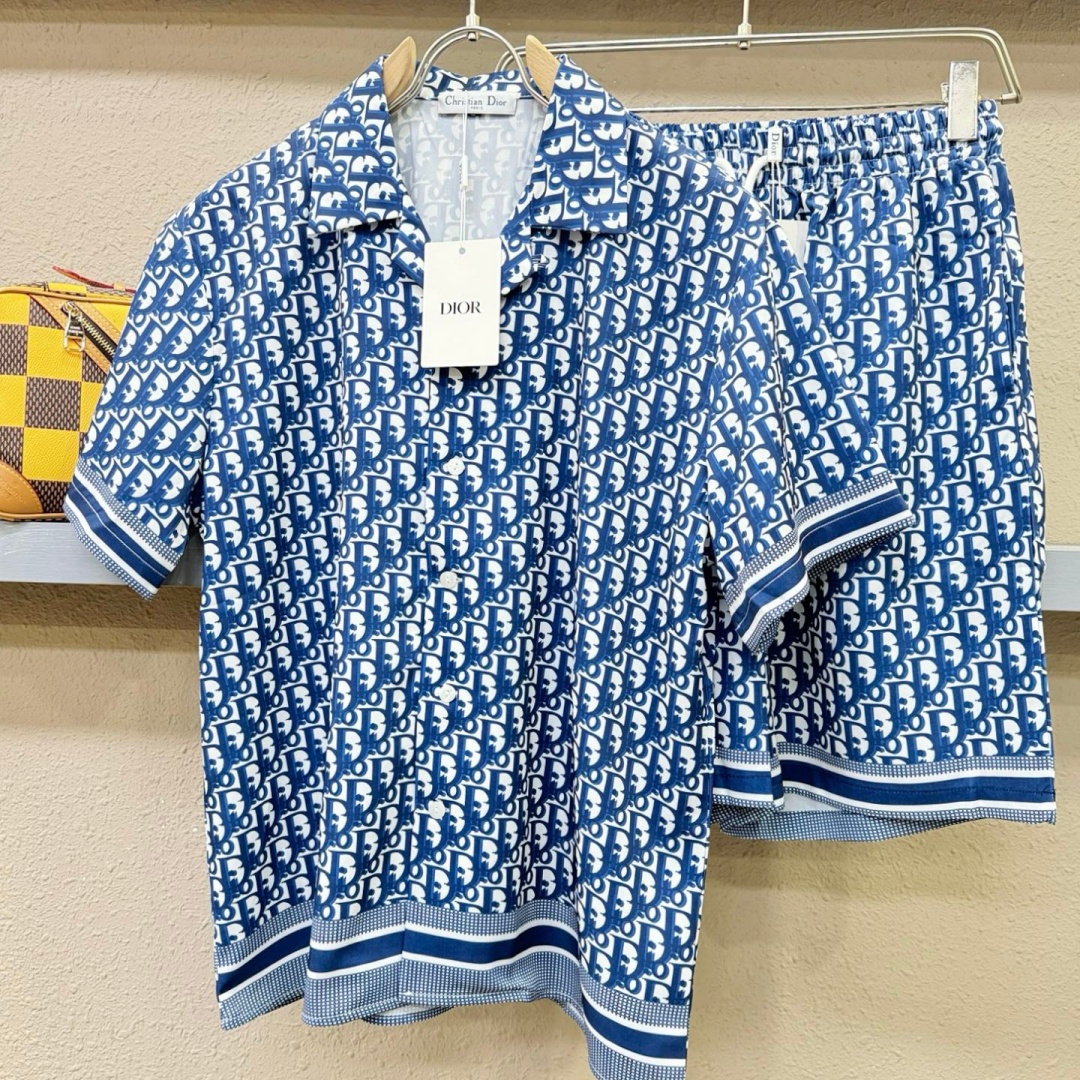 [홍콩명품.Christian Dior] 크리스챤 디올 2026 남성용 반팔셔츠세트 CD1680 PD 홍콩명품의류,구매대행,온라인명품