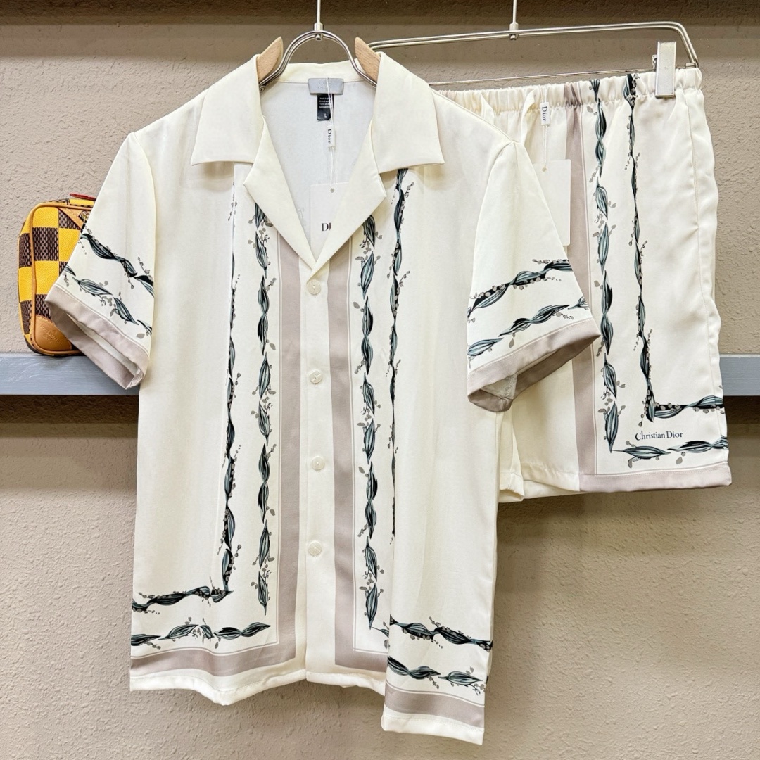 [홍콩명품.Christian Dior] 크리스챤 디올 2026 남성용 반팔셔츠세트 CD1681 PD 홍콩명품의류,구매대행,온라인명품
